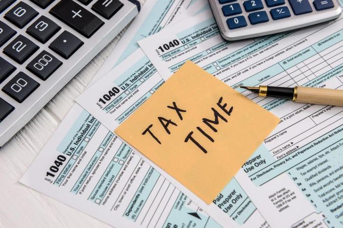 There difference between tax preparation planning